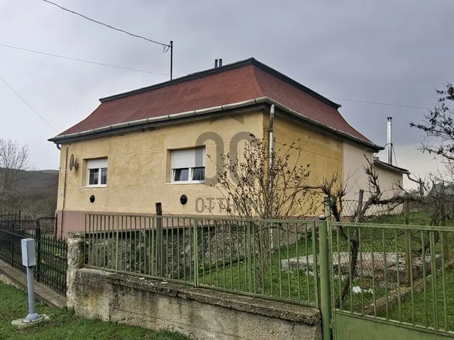 Eladó ház Márkháza 72 nm