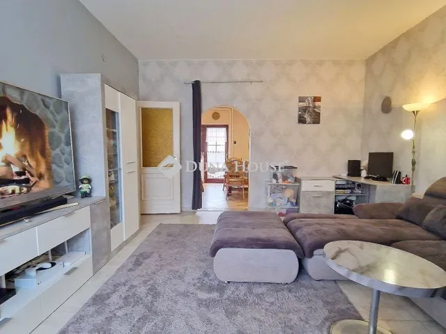 Eladó ház Budapest XVIII. kerület 180 nm