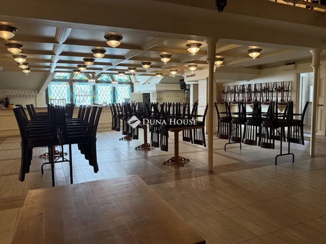 Eladó kereskedelmi és ipari ingatlan Budapest XVII. kerület 528 nm