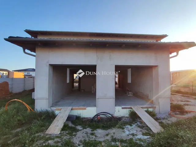 Eladó ház Vecsés 147 nm