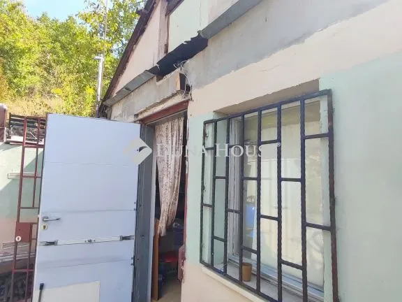 Eladó üdülő és hétvégi ház Gyermely 22 nm