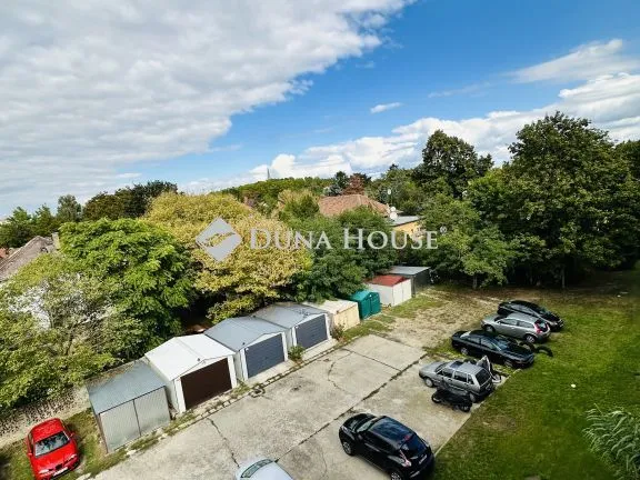 Eladó lakás Budapest XVI. kerület, Újszász utca 43 nm