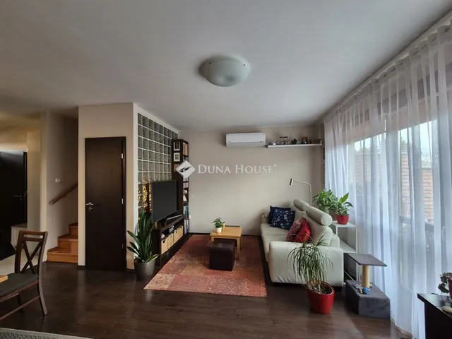 Eladó ház Csömör, Hunyadi János utca 98 nm