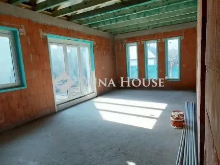 Eladó ház Nagytarcsa 106 nm