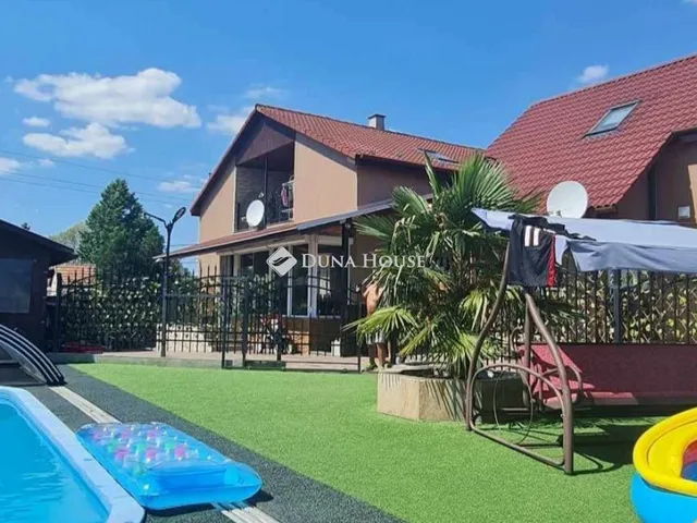 Eladó ház Gyál 320 nm