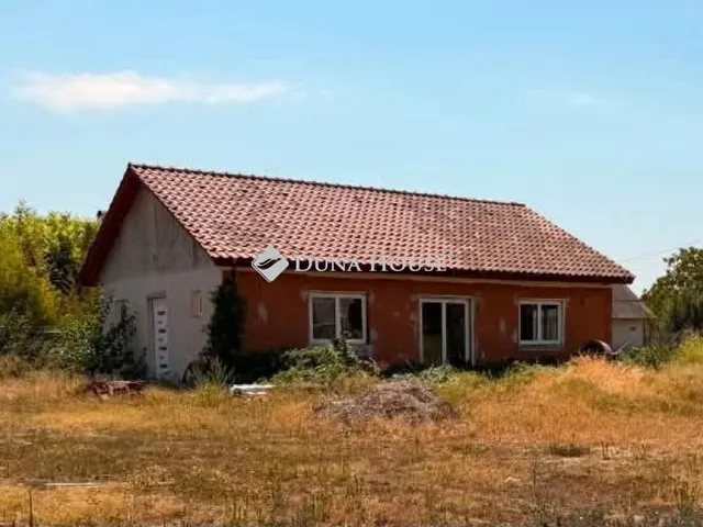 Eladó ház Dömsöd 100 nm