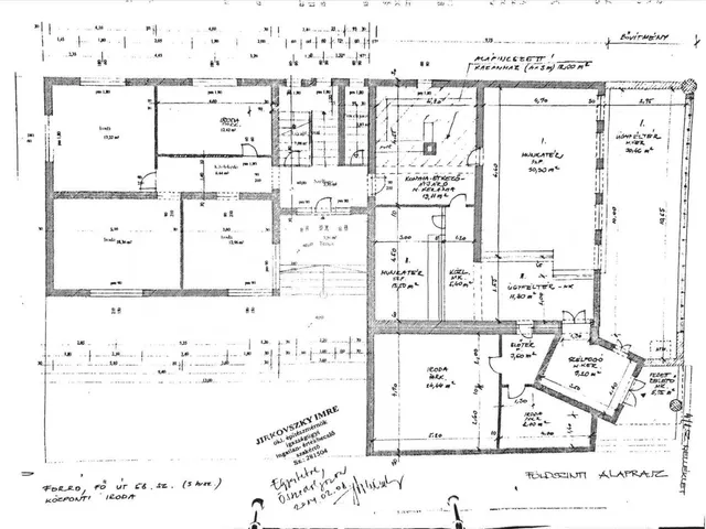 Eladó kereskedelmi és ipari ingatlan Forró 434 nm