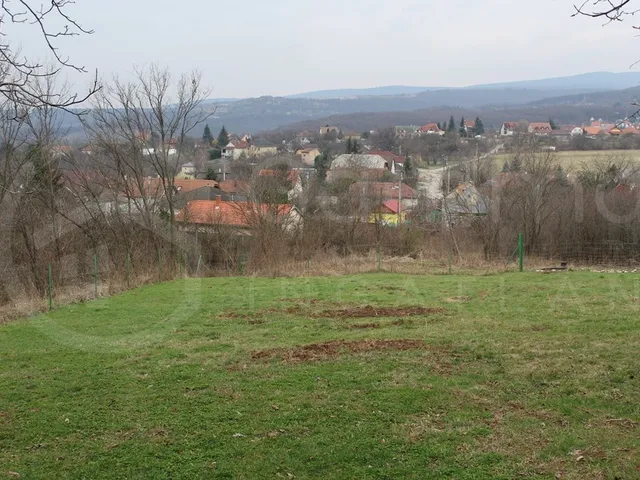 Eladó telek Miskolc, Komlóstető 1100 nm