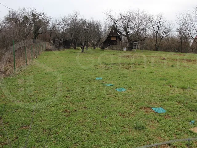 Eladó telek Miskolc, Komlóstető 1100 nm