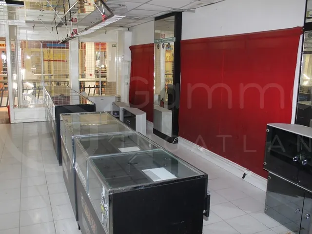 Kiadó kereskedelmi és ipari ingatlan Miskolc 40 nm