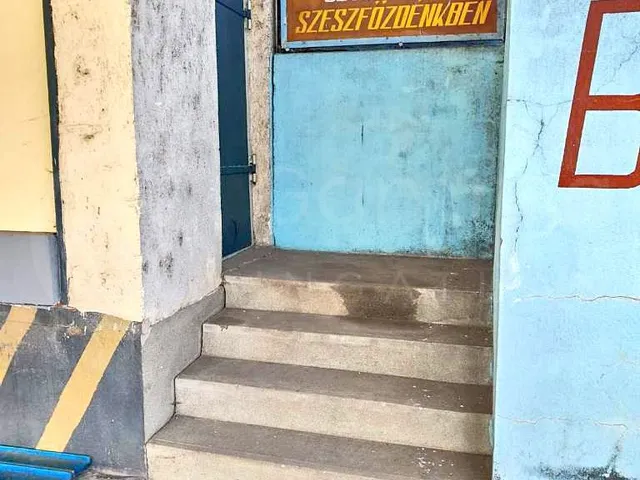 Eladó kereskedelmi és ipari ingatlan Edelény 300 nm