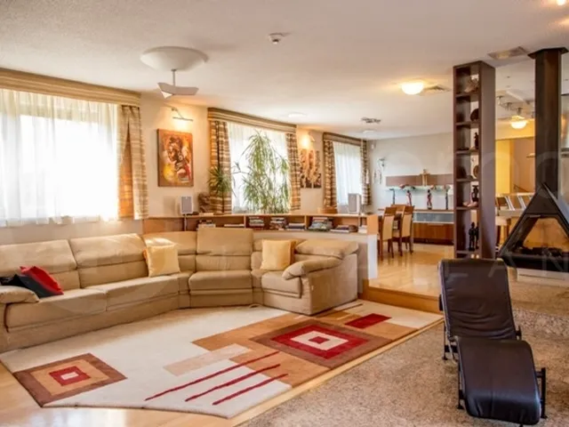 Eladó ház Miskolc, Belváros 350 nm