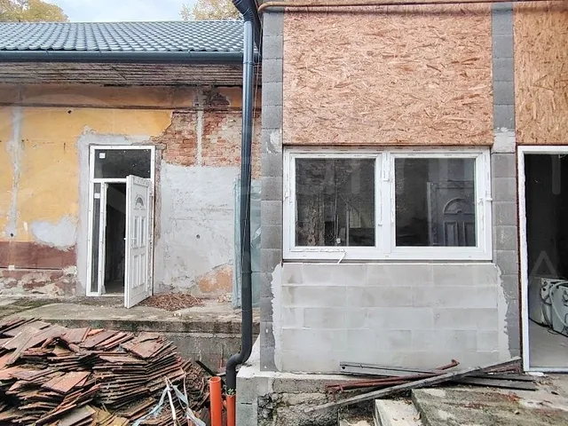 Eladó kereskedelmi és ipari ingatlan Miskolc, Belváros 170 nm