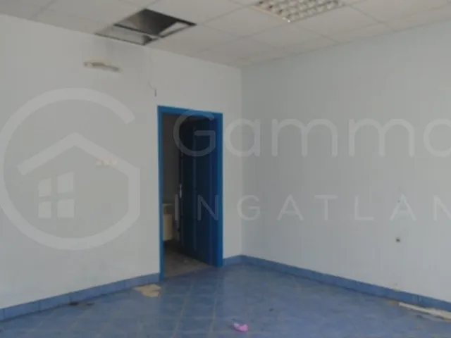 Eladó kereskedelmi és ipari ingatlan Sáta 36 nm