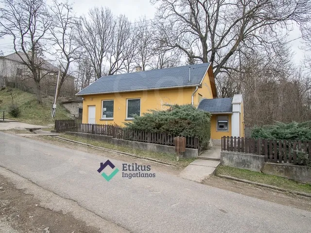 Eladó kereskedelmi és ipari ingatlan Krasznokvajda 40 nm