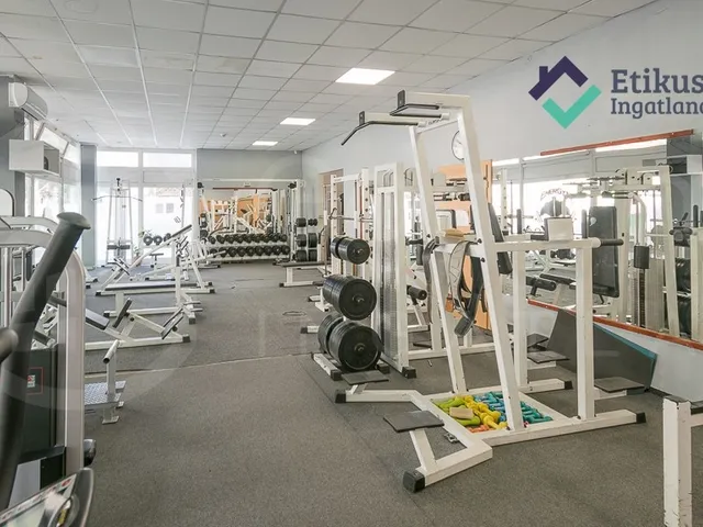 Eladó kereskedelmi és ipari ingatlan Miskolc 296 nm