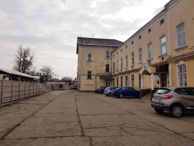 Eladó kereskedelmi és ipari ingatlan Miskolc, Selyemrét 857 nm