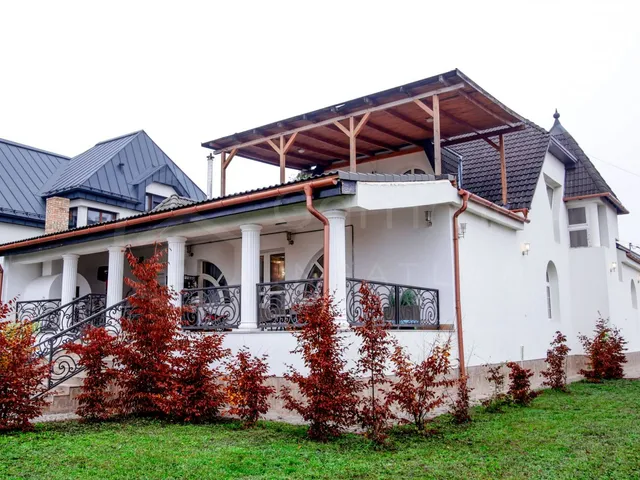 Eladó ház Miskolc, Miskolctapolca 220 nm