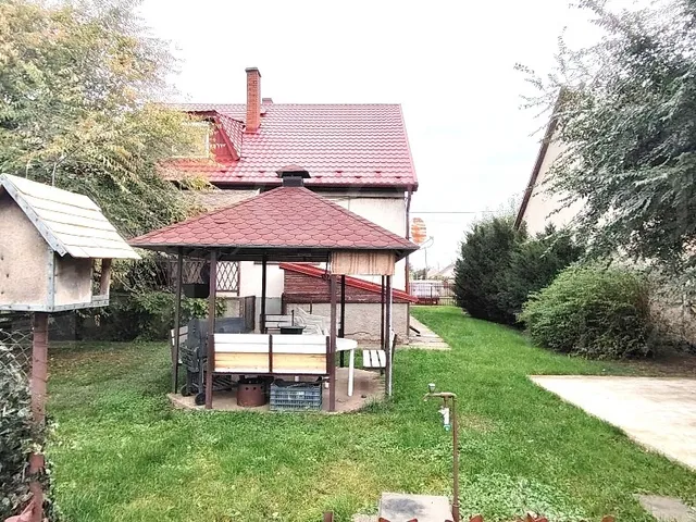 Eladó ház Tiszalúc 132 nm