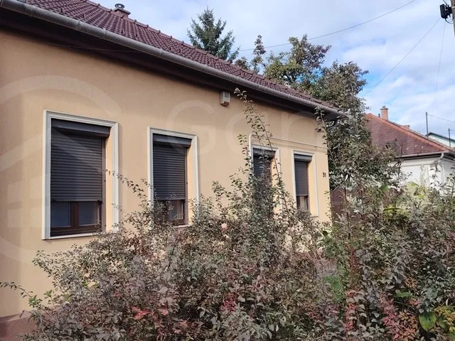 Eladó kereskedelmi és ipari ingatlan Miskolc, Zsolcai kapu 85 nm