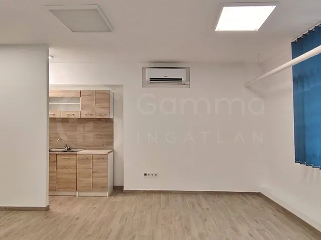 Kiadó kereskedelmi és ipari ingatlan Miskolc, Belváros 34 nm