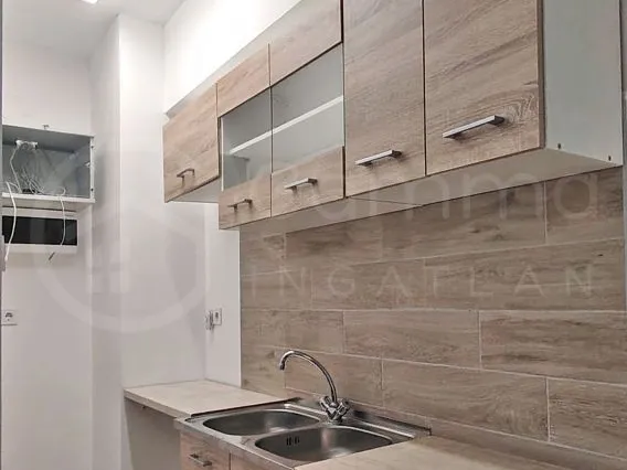 Kiadó kereskedelmi és ipari ingatlan Miskolc, Belváros 34 nm