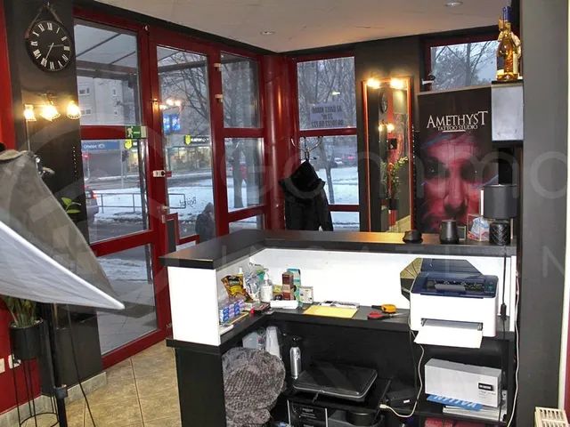 Kiadó kereskedelmi és ipari ingatlan Miskolc, Belváros 27 nm