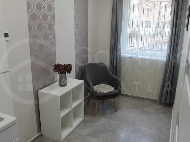 Eladó kereskedelmi és ipari ingatlan Miskolc, Selyemrét 22 nm