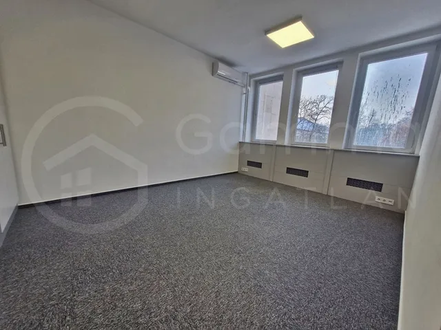 Eladó kereskedelmi és ipari ingatlan Miskolc, Belváros 143 nm