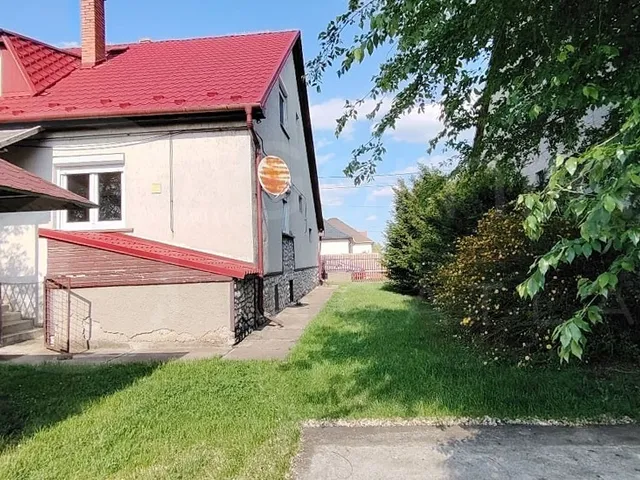 Eladó ház Tiszalúc 132 nm