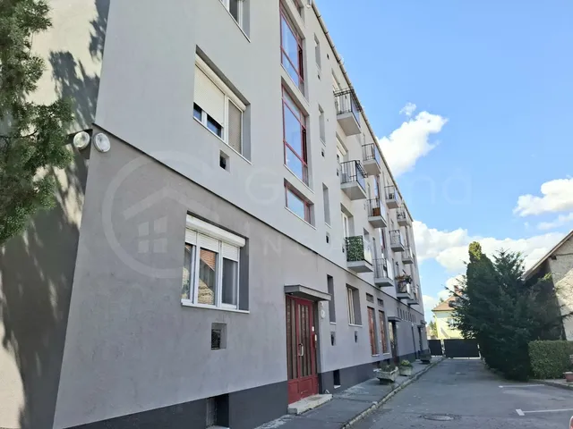 Eladó lakás Miskolc, Selyemrét 57 nm