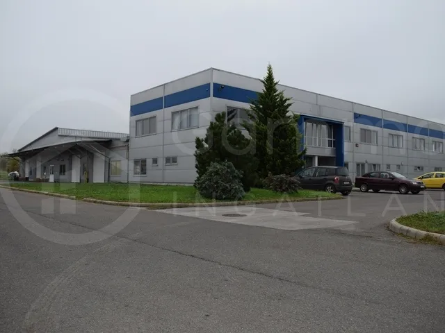 Eladó kereskedelmi és ipari ingatlan Miskolc 3000 nm
