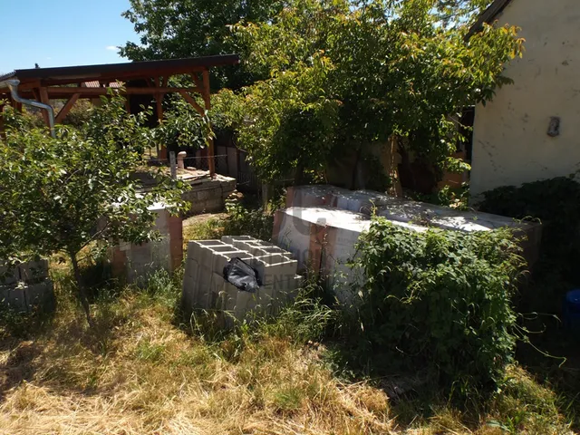 Eladó telek Pápa, Öreghegy 1920 nm