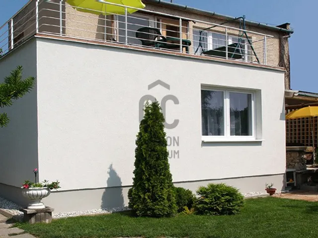 Eladó ház Pápa, Tókert 130 nm