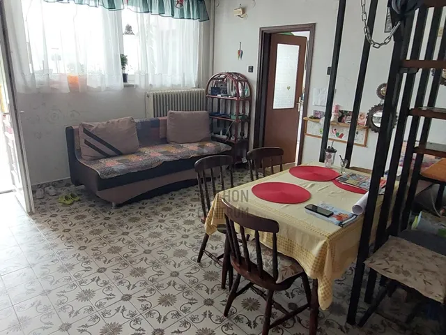 Eladó ház Pápa 208 nm