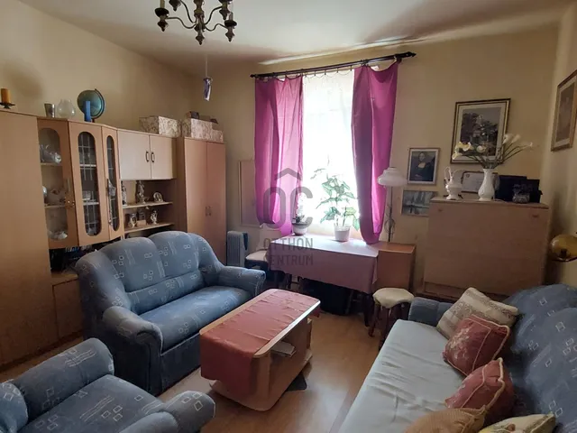 Eladó lakás Pápa, Belváros 34 nm