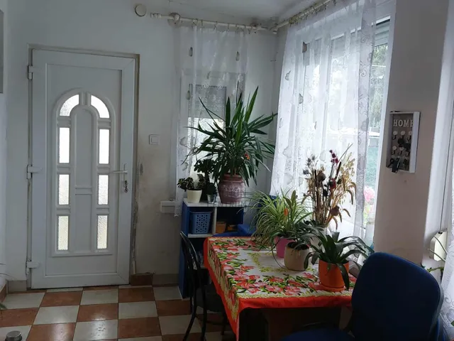 Eladó ház Pápa, Tókert 97 nm