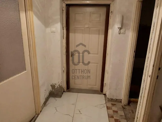 Eladó lakás Pápa, Belváros 34 nm