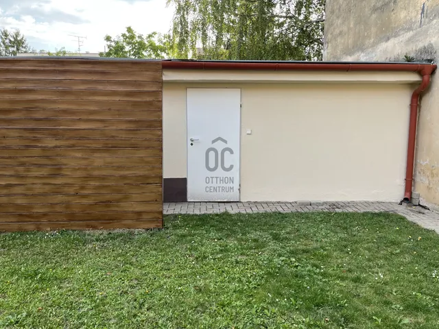 Eladó lakás Pápa, Belváros 101 nm