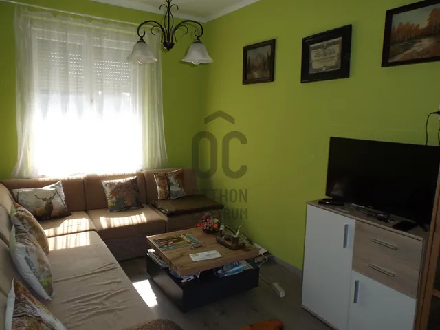 Eladó nyaraló Mesteri 44 nm
