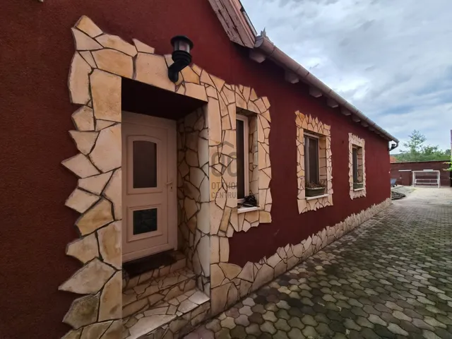 Eladó ház Pápa 448 nm