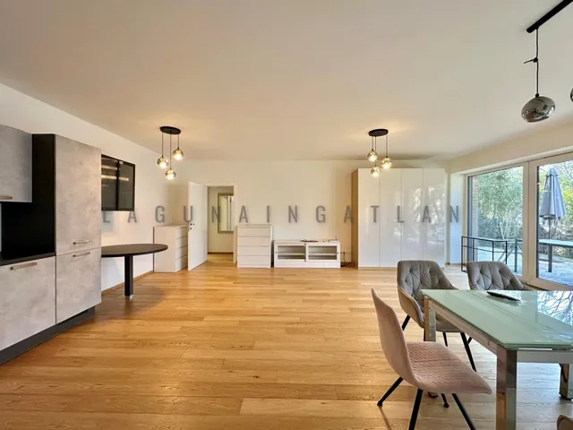 Kiadó lakás Budapest II. kerület, Törökvész 145 nm