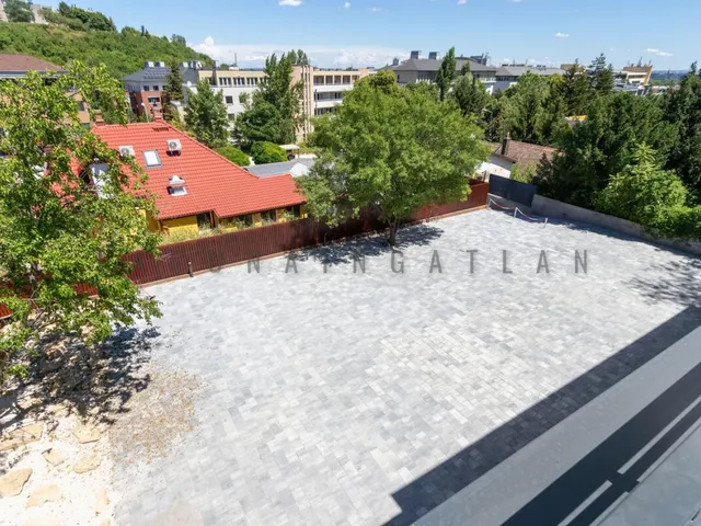 Eladó lakás Budapest II. kerület, Szemlőhegy 41 nm