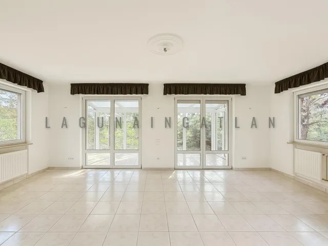 Eladó ház Budapest II. kerület, Adyliget, II.ker. Rézsű utca 275 nm