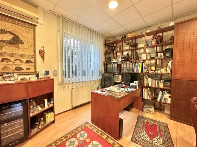 Eladó kereskedelmi és ipari ingatlan Budapest XIII. kerület, Angyalföld, Röppentyű utca - Forgách utca 270 nm