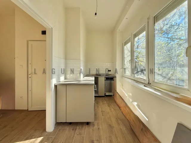 Kiadó lakás Budapest II. kerület, Vérhalom, Törökvész út - Baba utcánál 45 nm