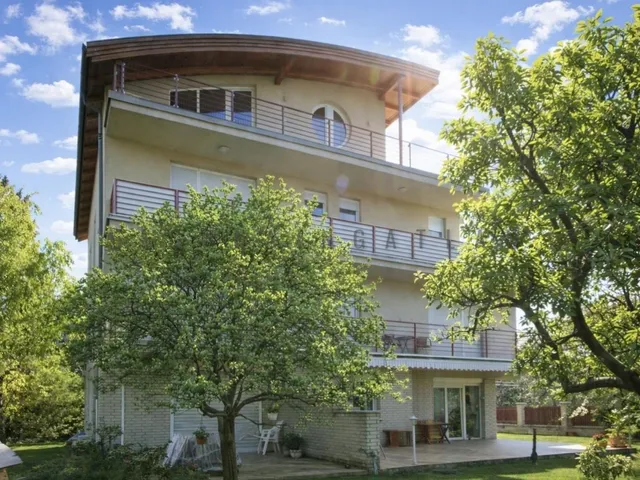 Kiadó lakás Budapest III. kerület, Mátyáshegy 120 nm