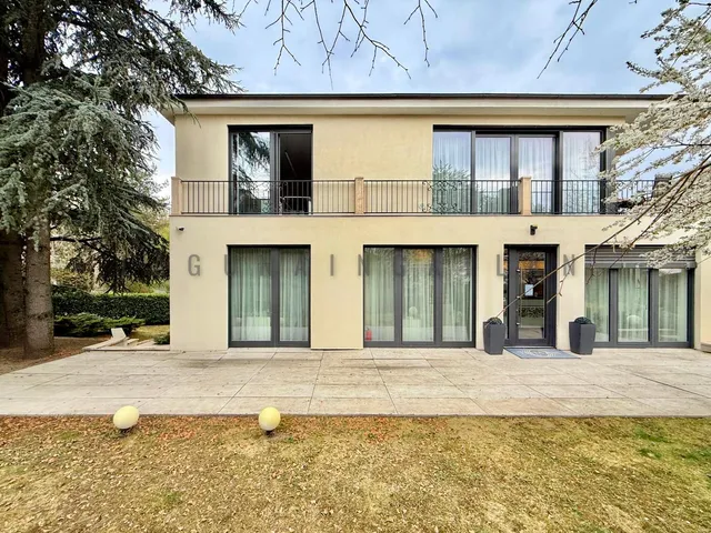 Kiadó ház Budapest XII. kerület, Istenhegy 358 nm