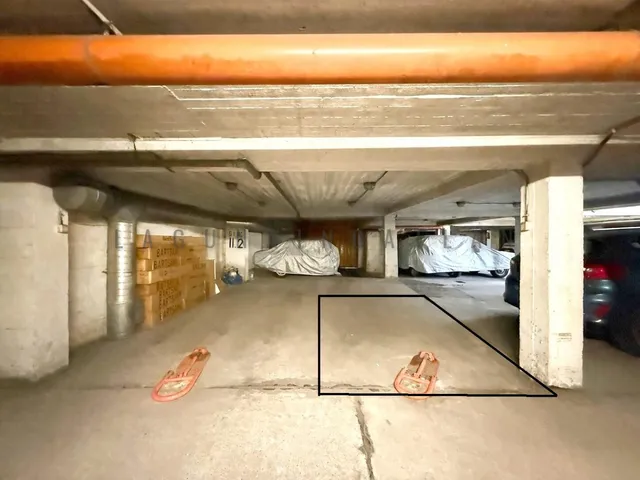 Eladó garázs Budapest II. kerület, Pasarét 13 nm