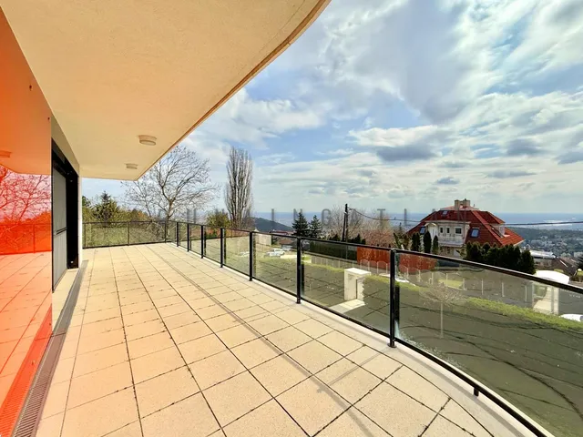 Kiadó lakás Budapest II. kerület, Csatárka 110 nm